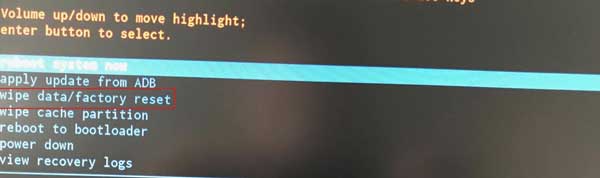 Menu di ripristino Android — selezionare wipe data/factory reset