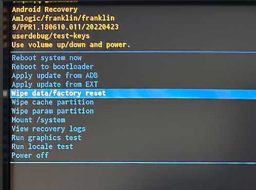Menu di ripristino Android — selezionare Wipe data/factory reset
